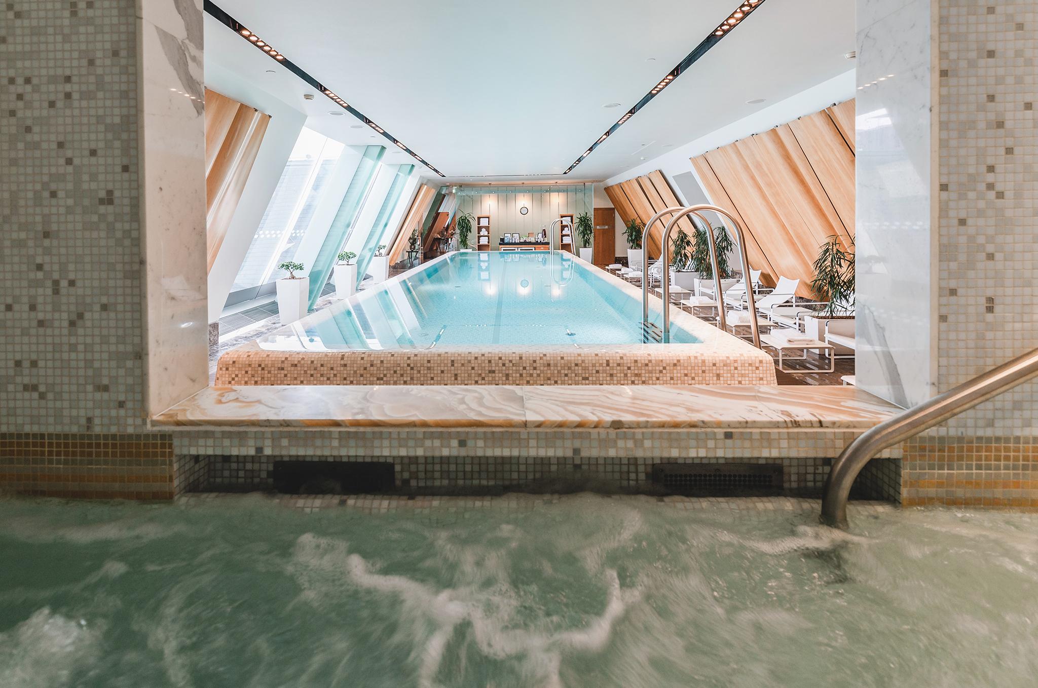 Four Seasons Hotel Gresham Palace Budapest Bagian luar foto