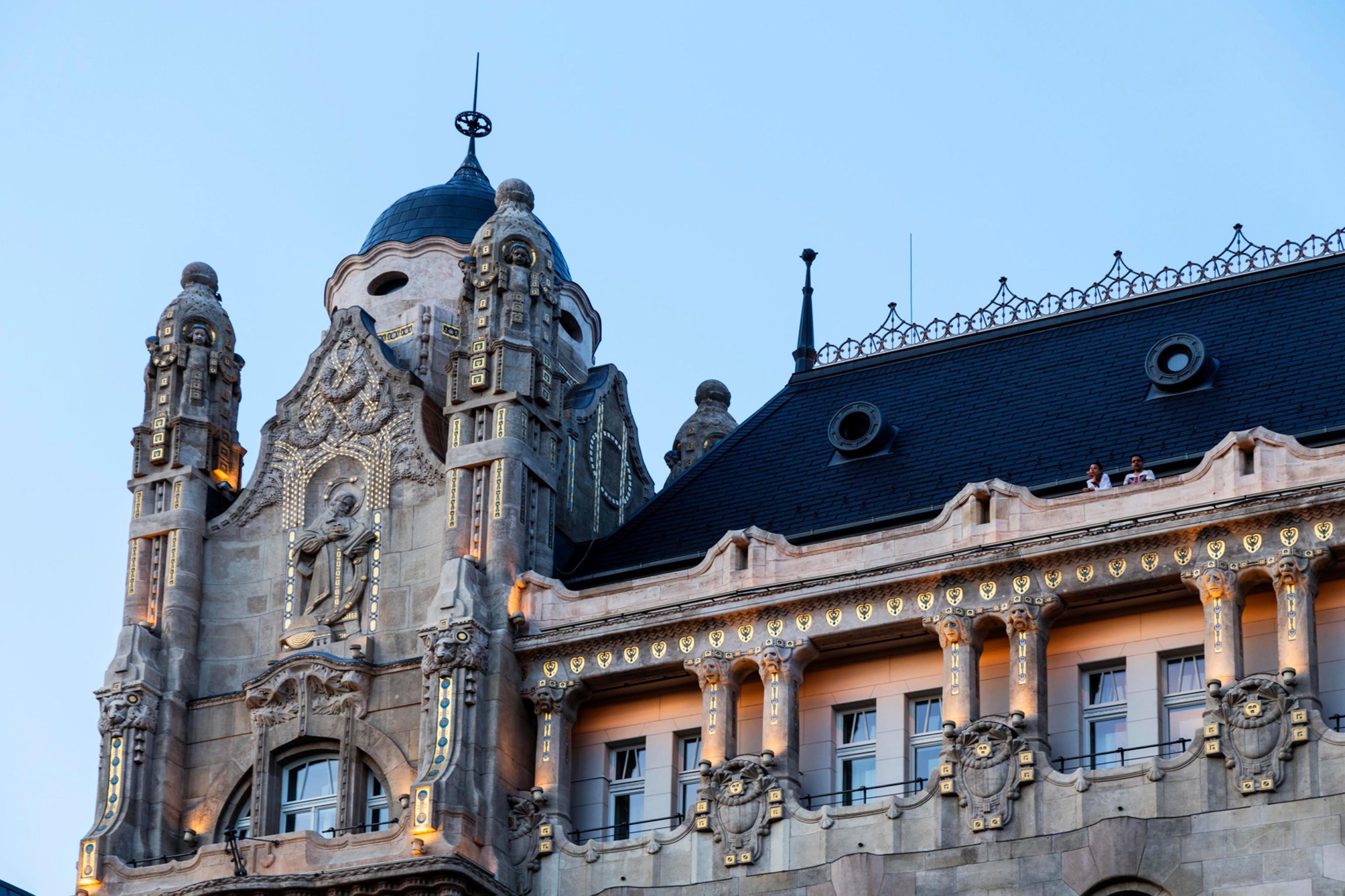 Four Seasons Hotel Gresham Palace Budapest Bagian luar foto