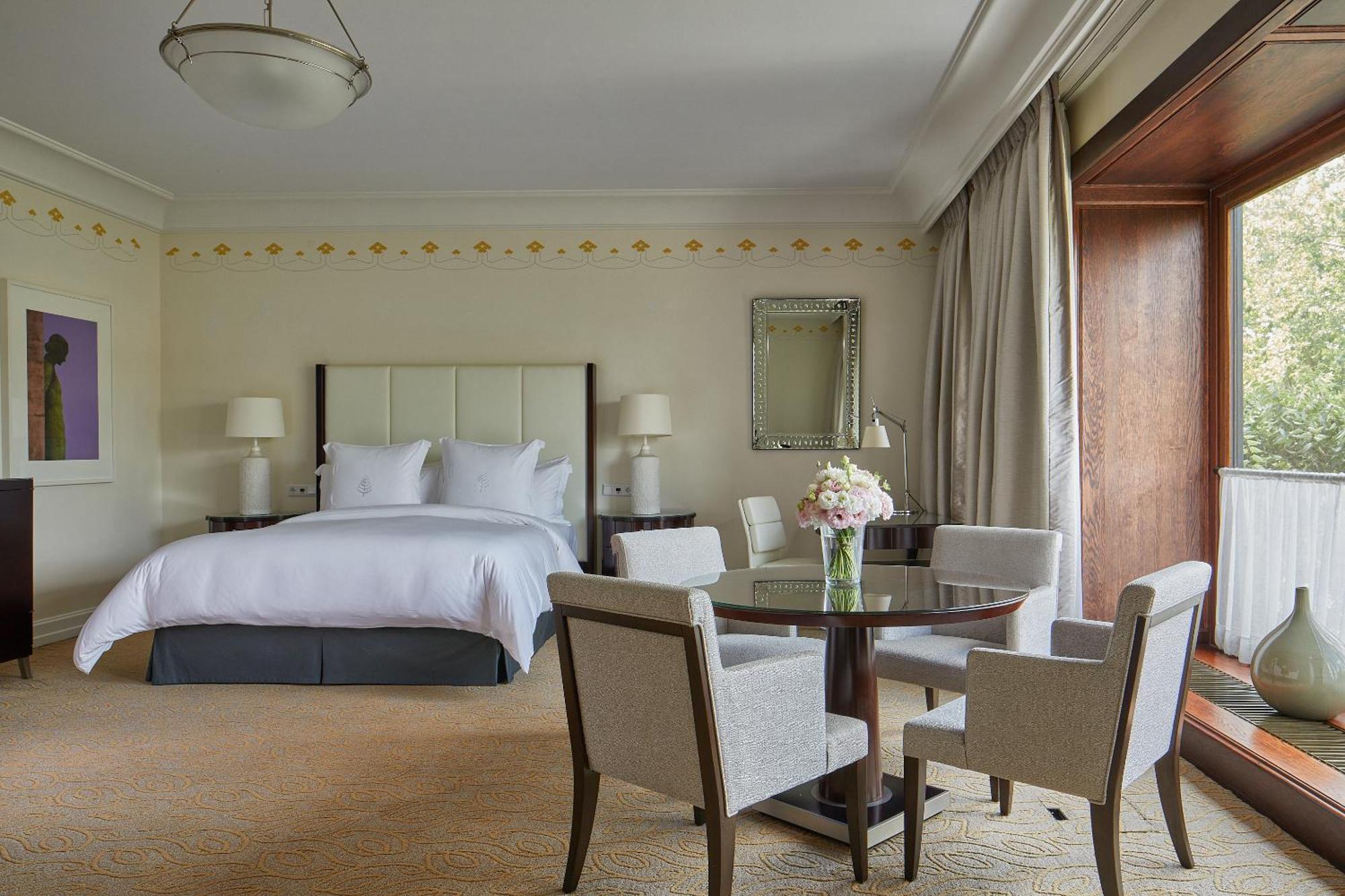 Four Seasons Hotel Gresham Palace Budapest Bagian luar foto