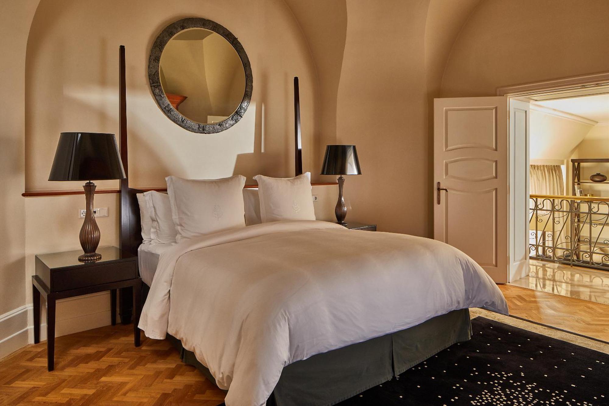Four Seasons Hotel Gresham Palace Budapest Bagian luar foto